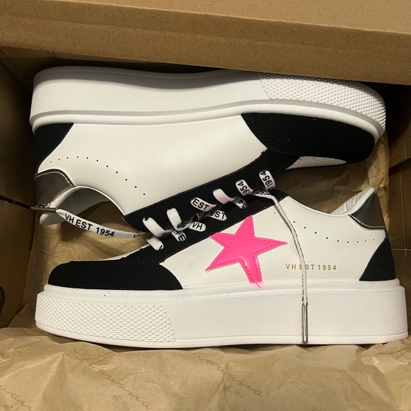 Vintage Havana Black and Pink Sneakers for Casual Style - Picture 9 of 10